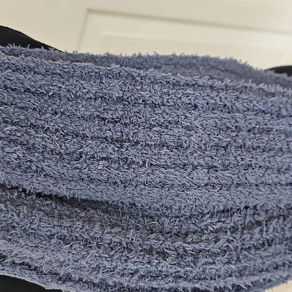 NWT Nordstrom Rack Solid Cozy Ribbed Textured Muffler Scarf Blue OS - Picture 9 of 9